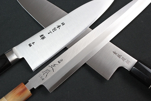 Carbon Steel Knives: Why They're Worth Your Investment